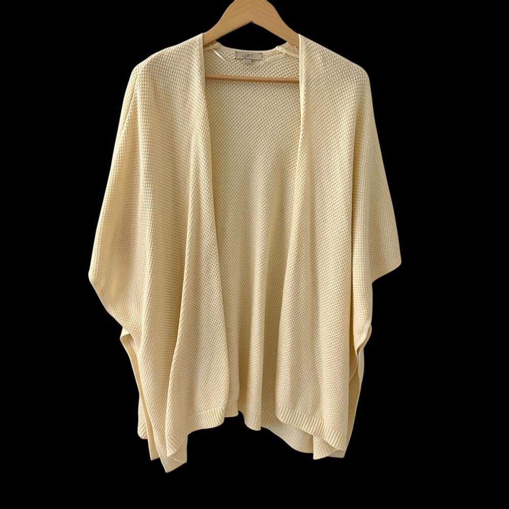 The Loft Cream Short Sleeve‎ Waffle Knit Poncho Sweater Size M/L